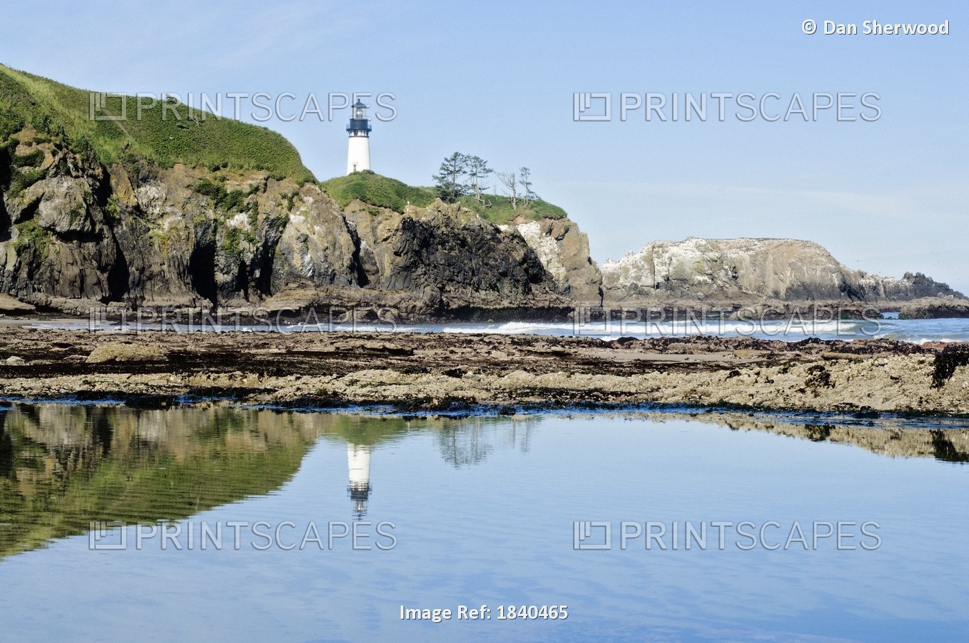 Yaquina Head Lighthouse; Yaquina Head Outstanding Natural Area, Newport, ...