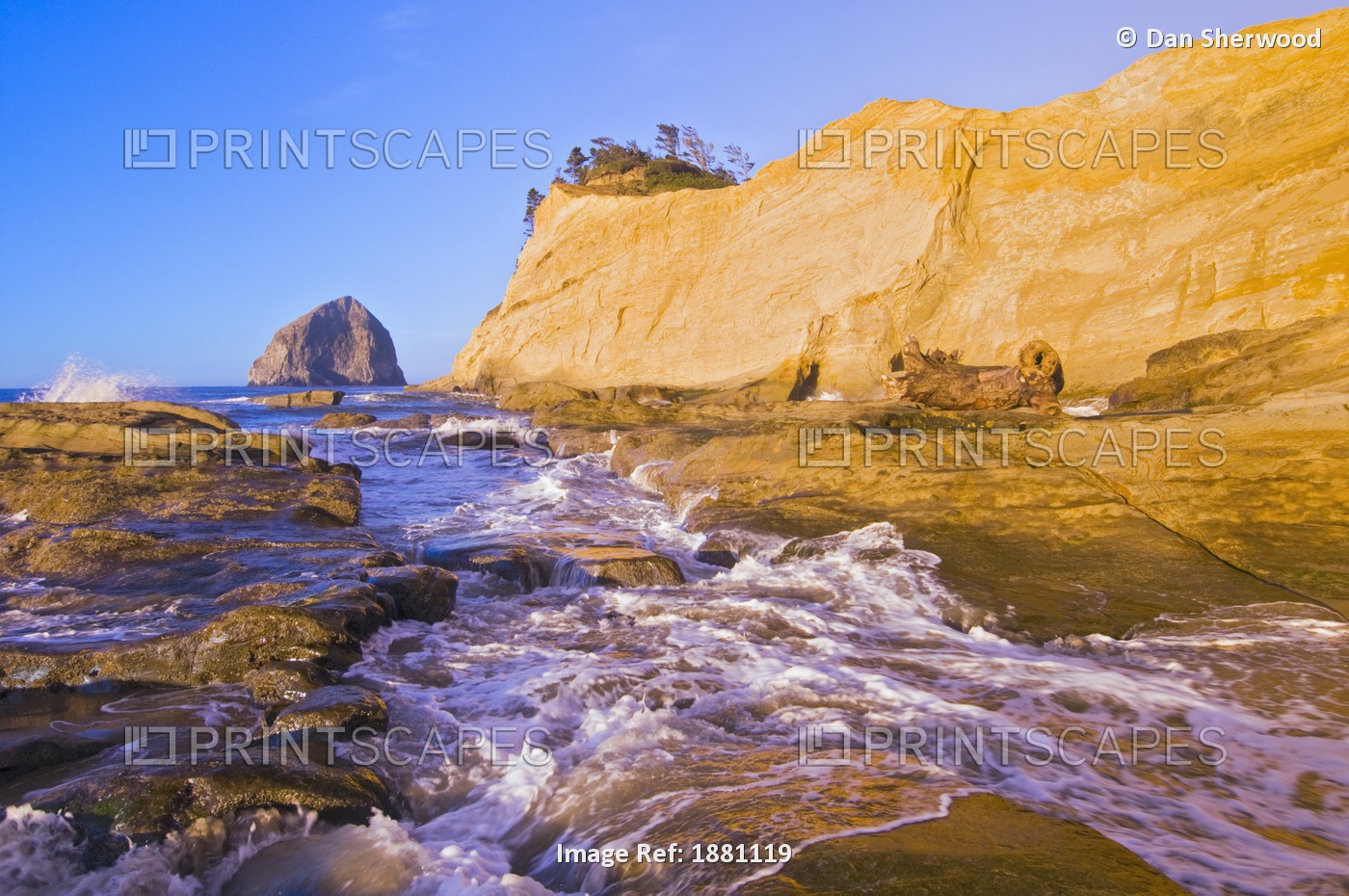 Cape Kiwanda And Haystack Rock; Pacific City, Oregon, Usa
